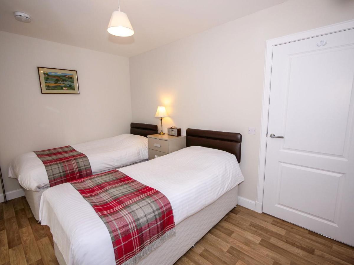 Holiday Home Devonvale Place By Interhome Kinross Bagian luar foto