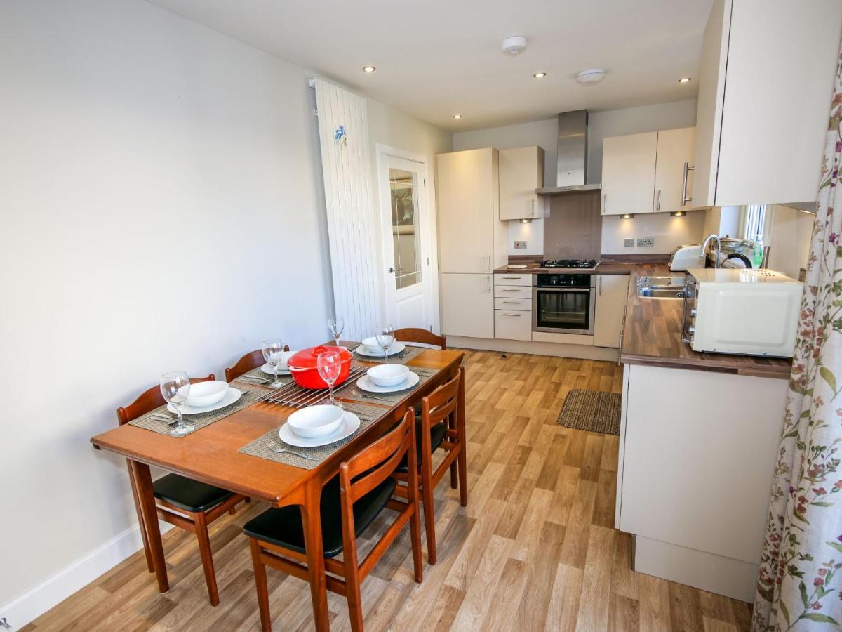 Holiday Home Devonvale Place By Interhome Kinross Bagian luar foto