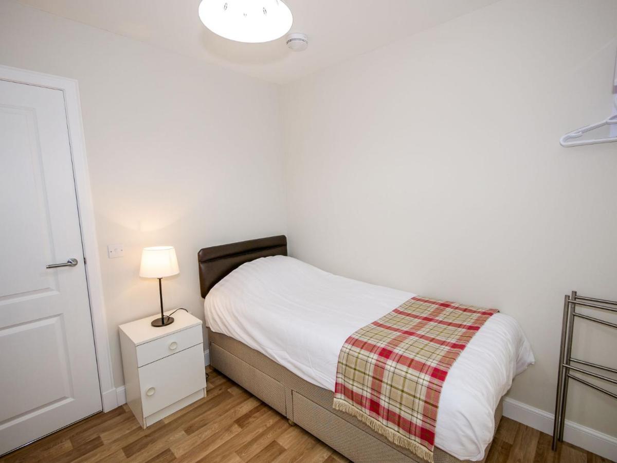 Holiday Home Devonvale Place By Interhome Kinross Bagian luar foto